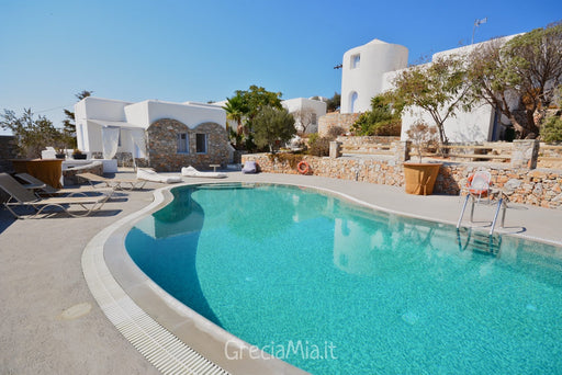 Haraki Folegandros