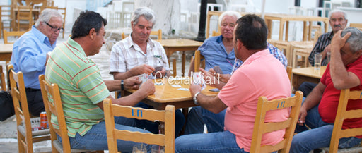 Antiparos è un posto al sole.