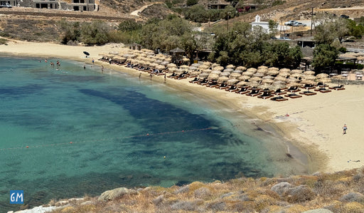 La spiaggia di Koundouros a Kea