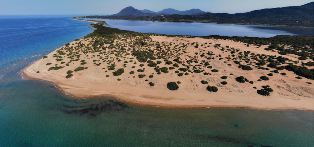 La spiaggia di Issos a Corfù