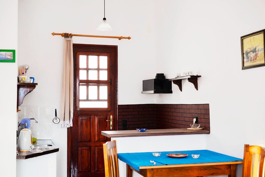 Donoussa Beach Studios