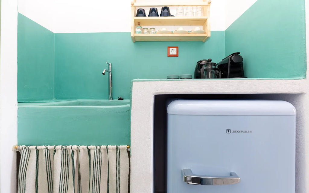 Schinoussa Ailouros Hotel