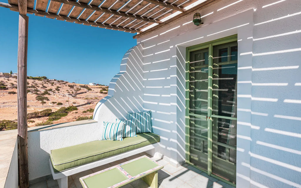 Schinoussa Ailouros Hotel