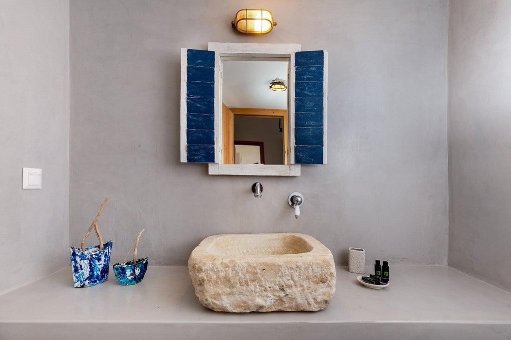 Schinoussa Ailouros Hotel