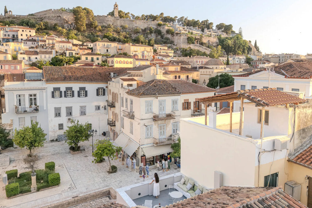 Amalie Suites