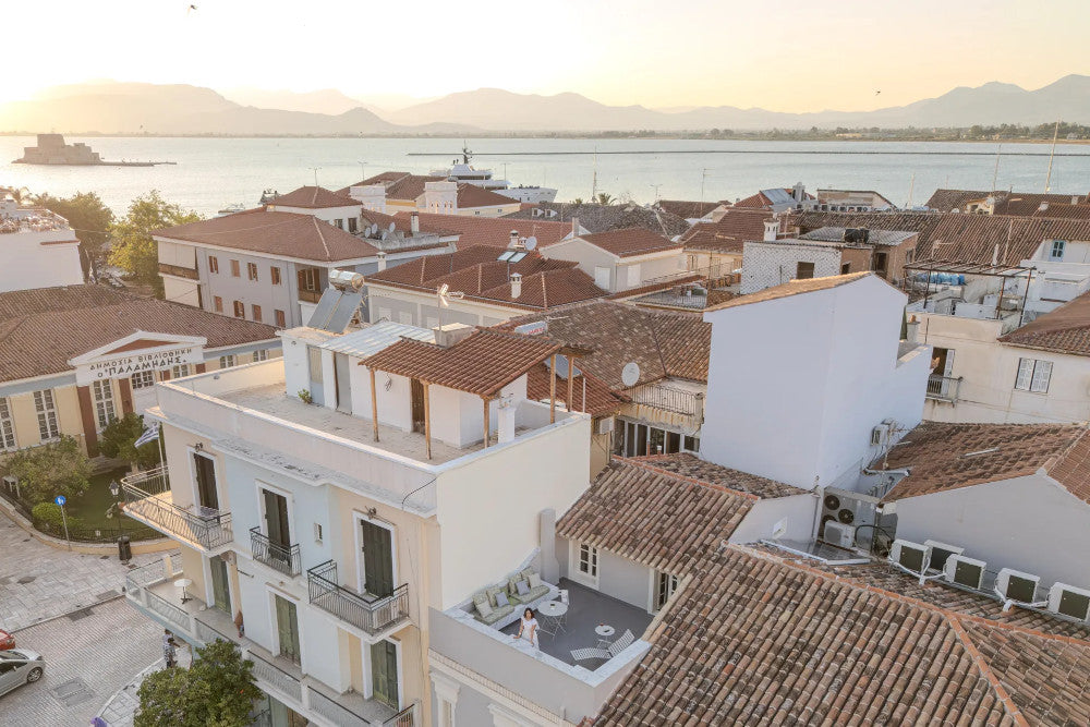 Amalie Suites