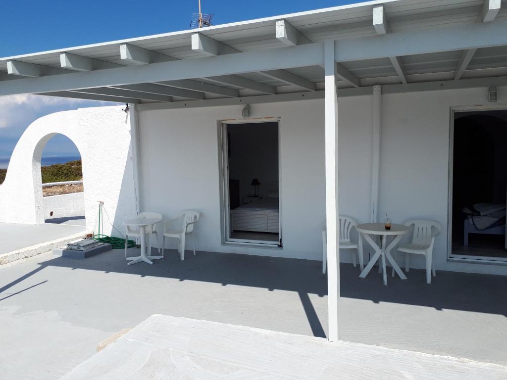 Anthi Studios Iraklia