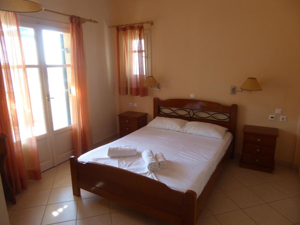 Kapsali Aronis Studios