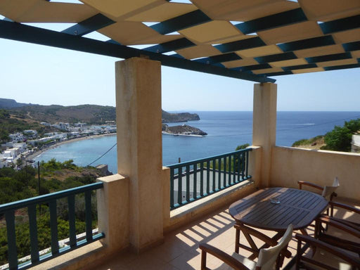 Kapsali Aronis Studios