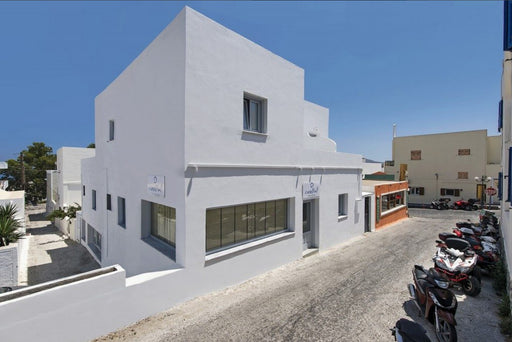 Central Fira Hotel