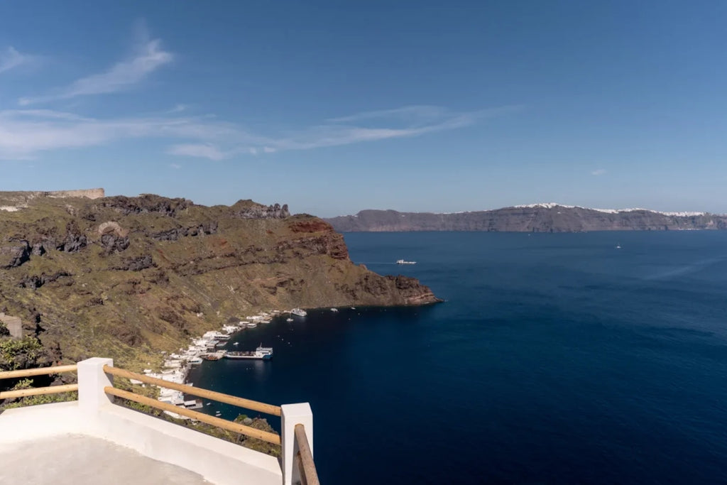 Hotel con vista sulla Caldera di Santorini