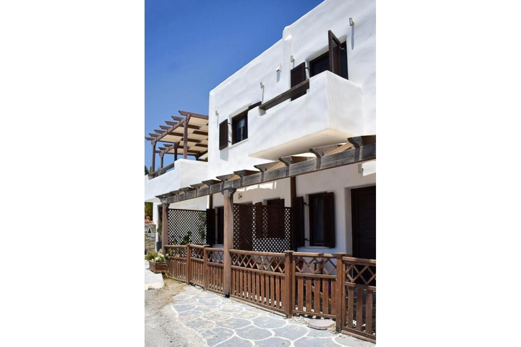 Monolocali con balcone a Merichas, Kythnos