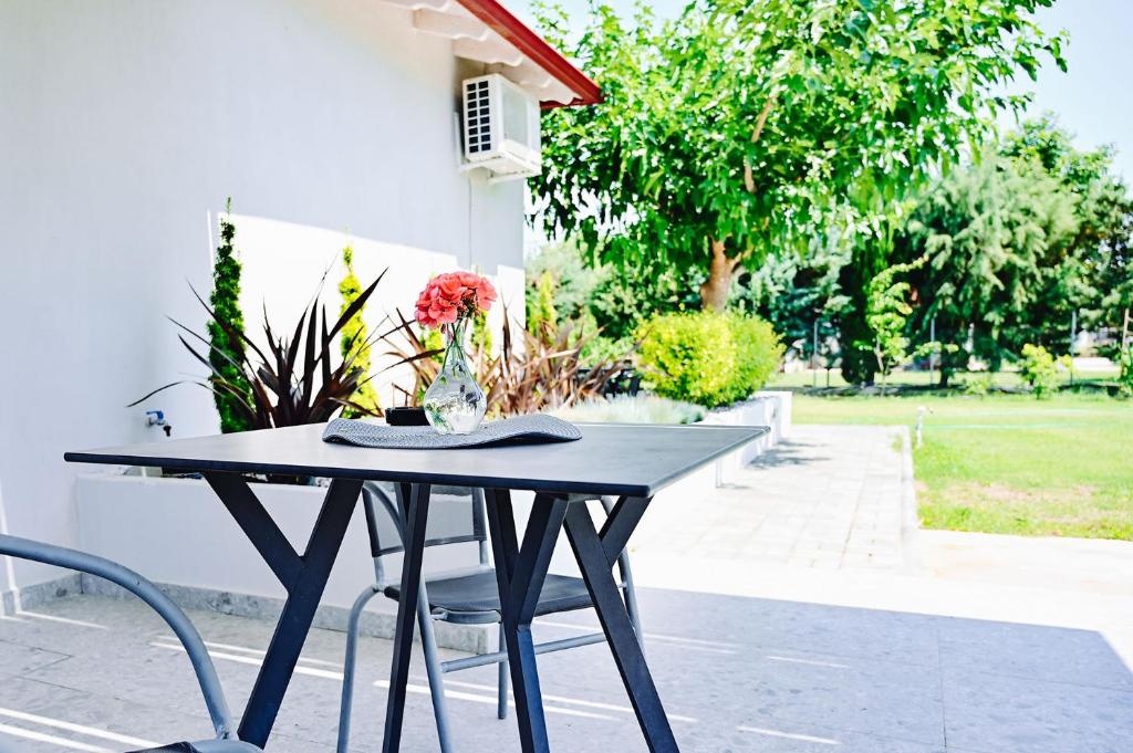 Evangelia's Family House