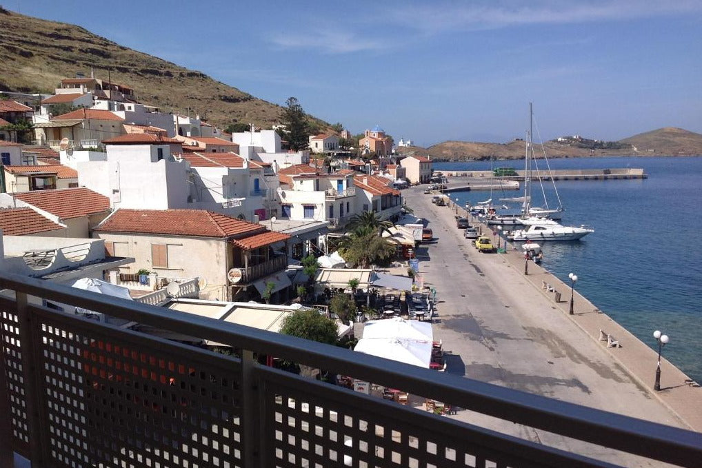 Hotel sul mare a Kea