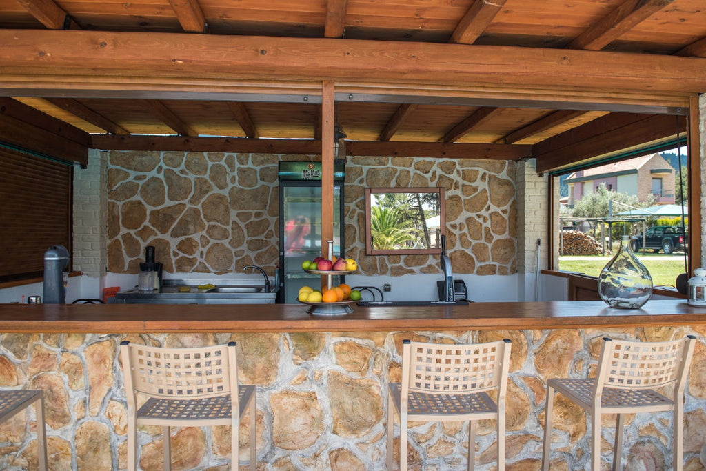 Vourvourou Top Studios