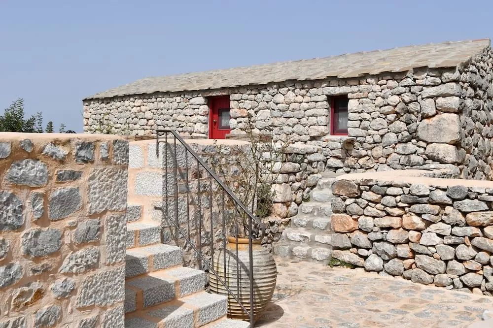 Lithos Stone Suites
