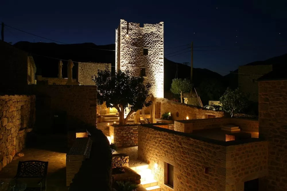 Dimora storica con 7 suite ad Areopoli