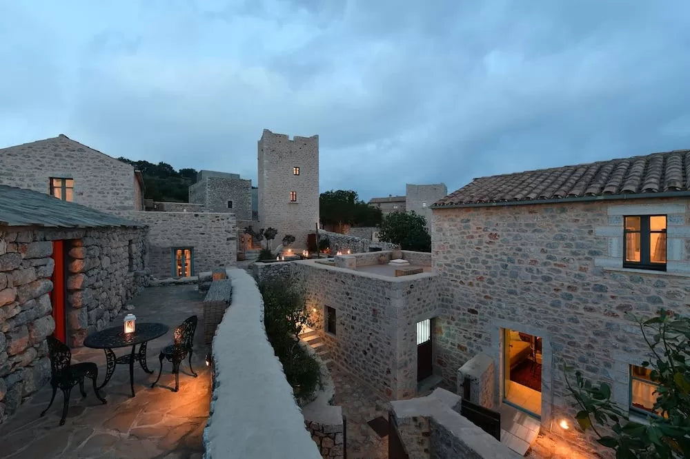 Casa-torre nel Mani Interno