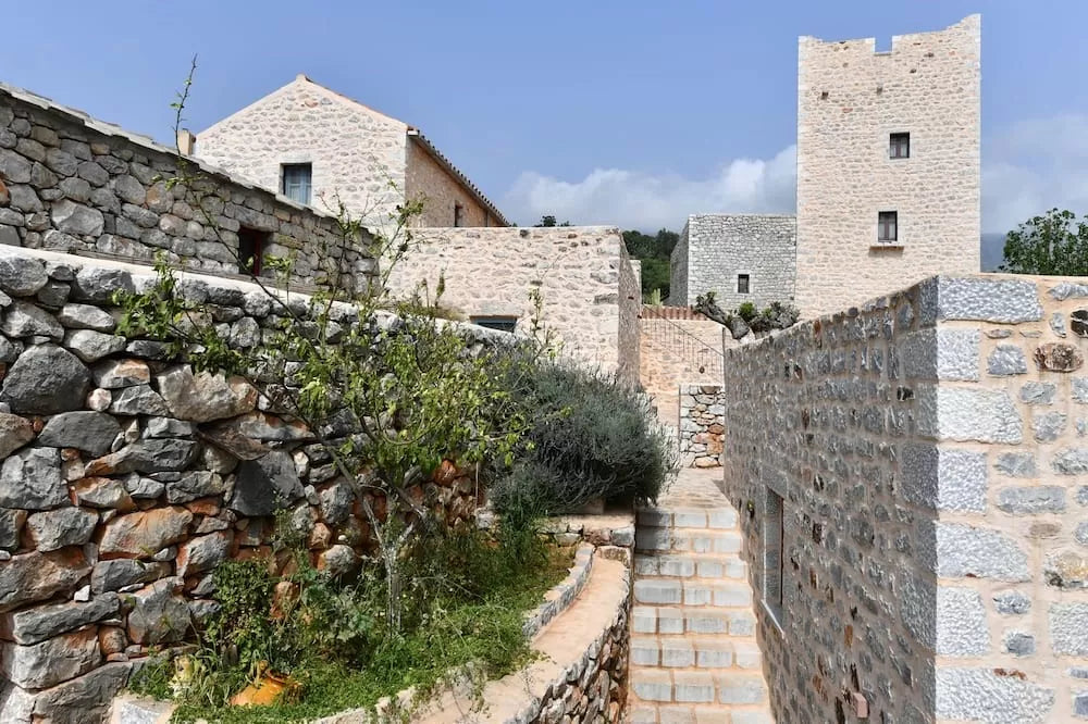 Hotel in una casa-torre vicino ad Areopoli