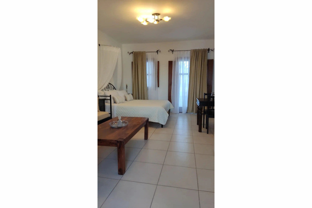 Giorgia Studios Koufonissi