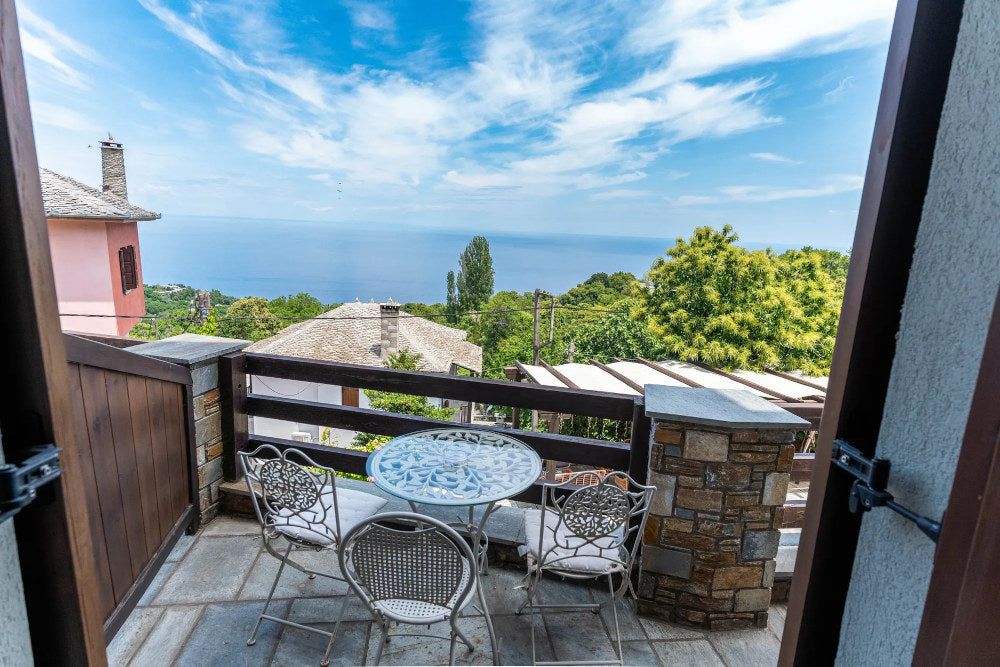 Iris Guesthouse
