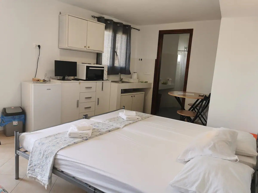 Moscha Studios Lipsi