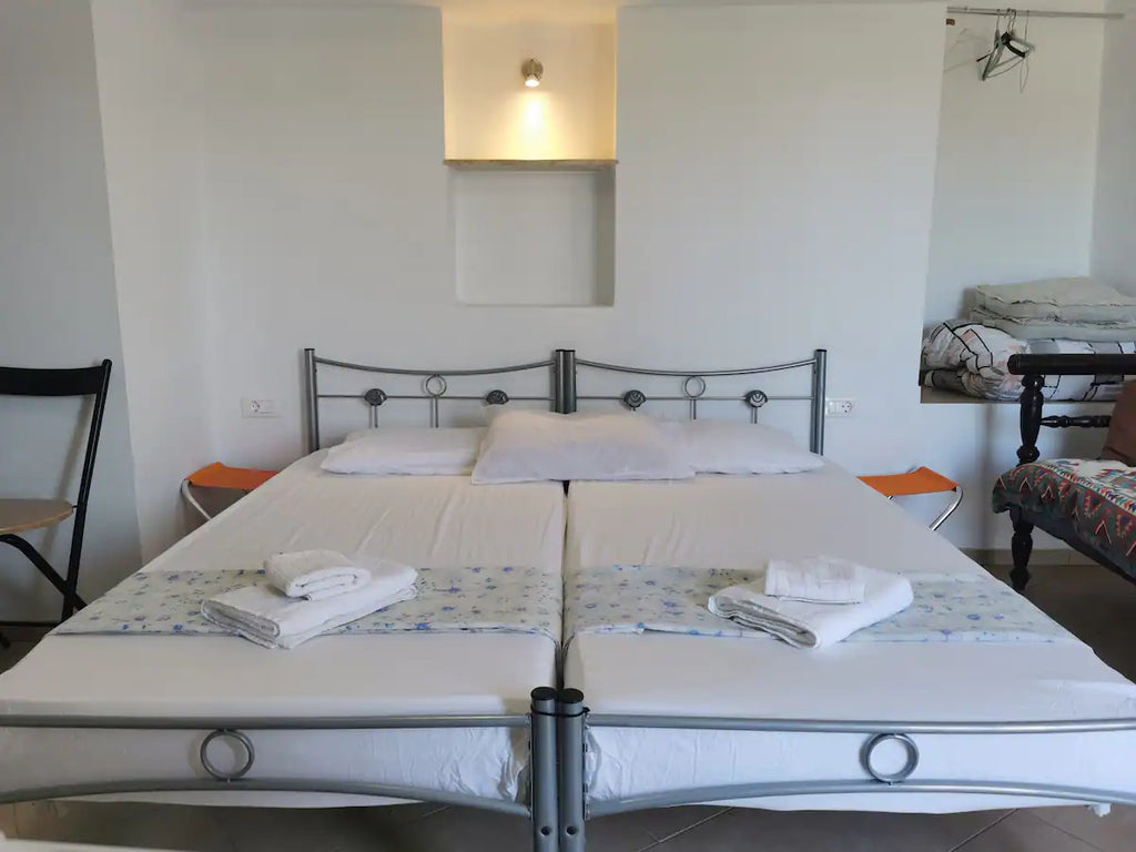 Moscha Studios Lipsi