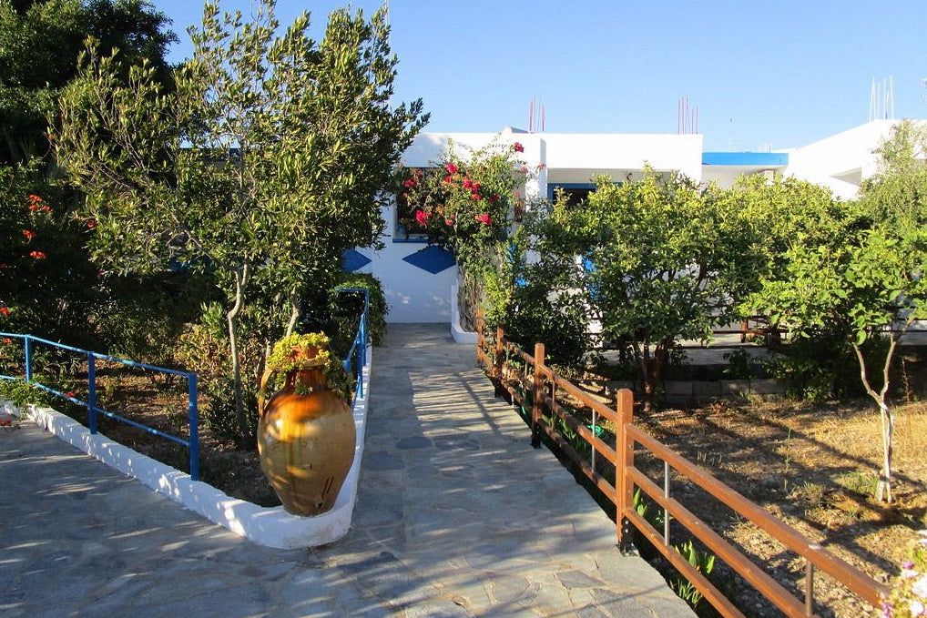 Paradise Studios Lipsi