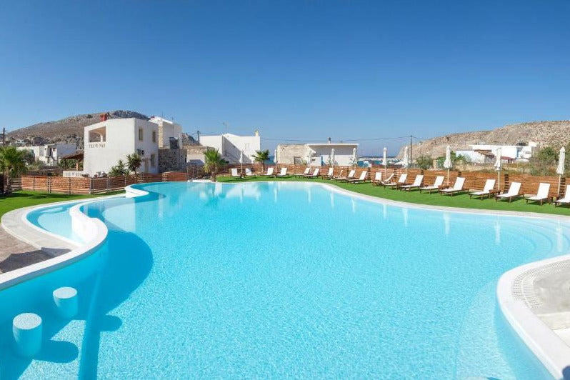 Camere con uso piscina a Pserimos