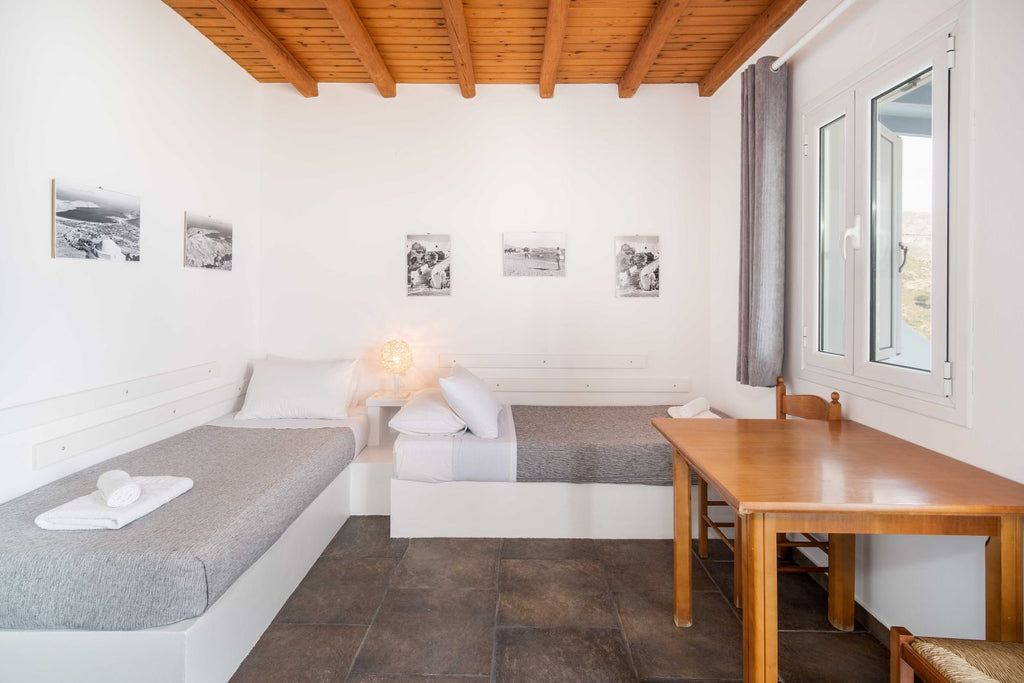 Ramos Studios Serifos