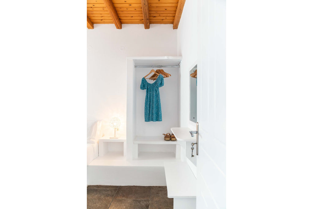 Ramos Studios Serifos