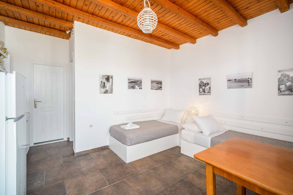 Ramos Studios Serifos