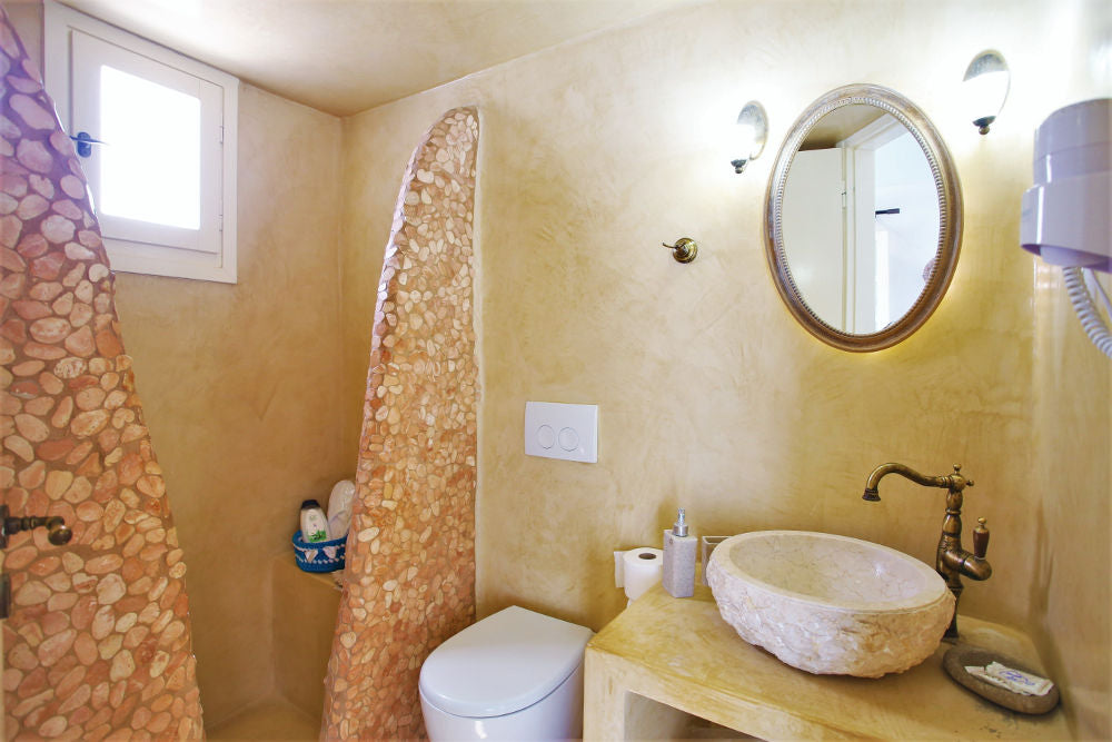 Anafi Roussou Studios