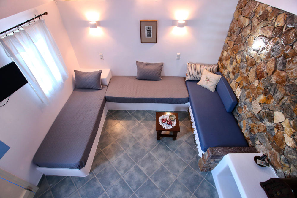 Anafi Roussou Studios