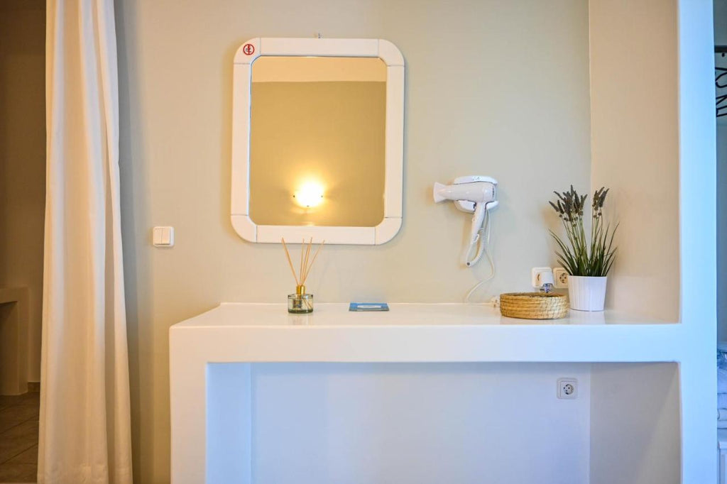 Irene beach hotel Schinoussa