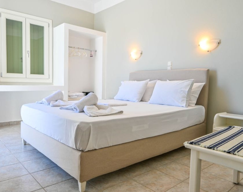 Irene beach hotel Schinoussa