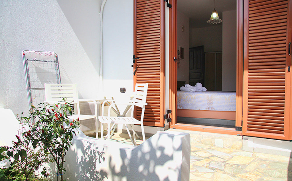 Panagiota Rooms Serifos