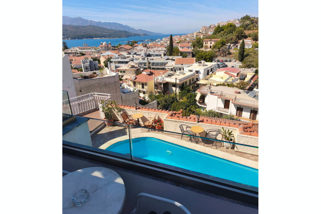 Virginia Hotel Vathy