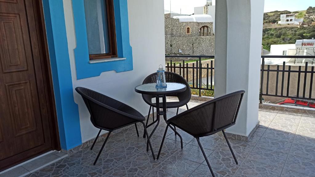 Voula's Garden Apartments