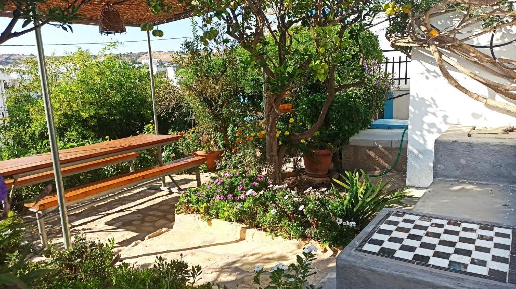 Voula's Garden Apartments