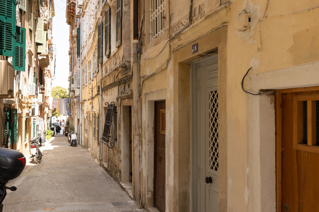 Petite Town Hall Apartment