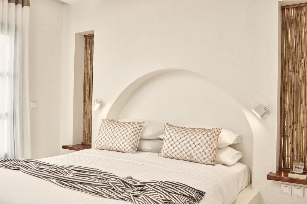 Parian Boutique Hotel