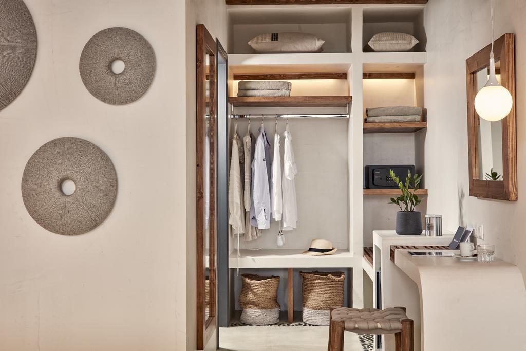 Parian Boutique Hotel