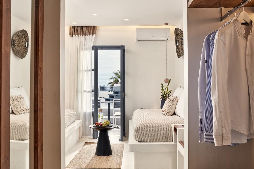 Parian Boutique Hotel