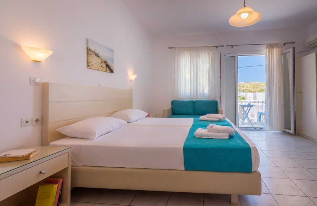 Hotel Aeolis Adamas Milos