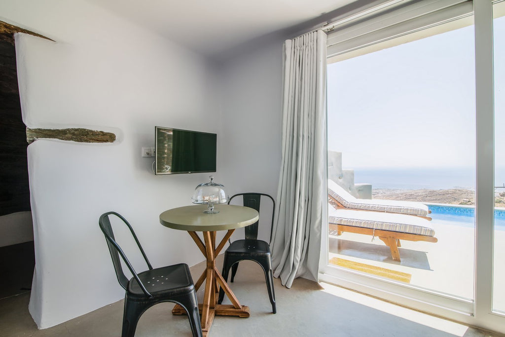 Aeolis Tinos Suites