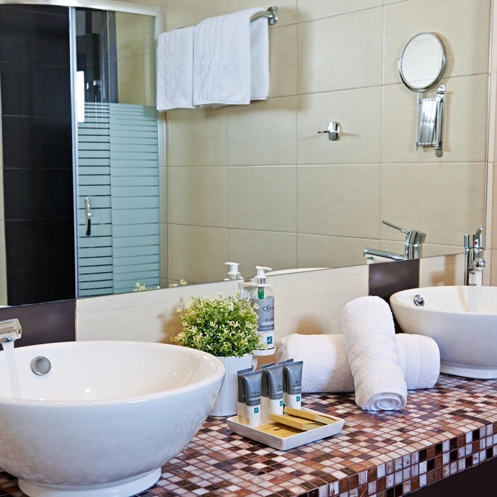 Alia Palace Luxury Hotel