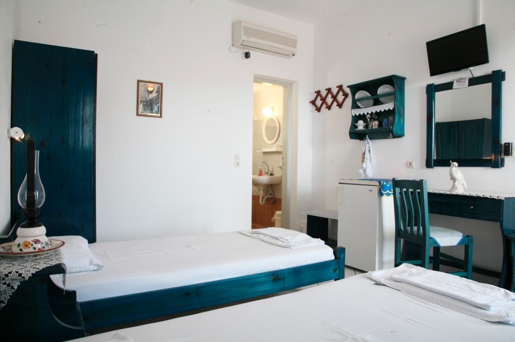 Panselinos Rent Rooms