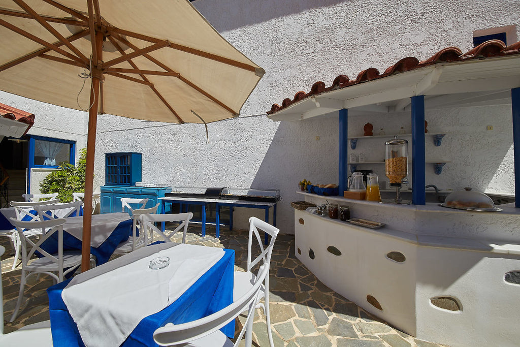 Atheras Hotel Evdilos