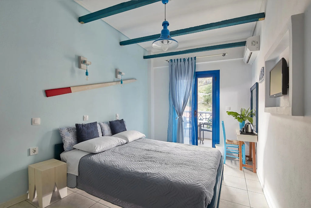 Atheras Hotel Evdilos